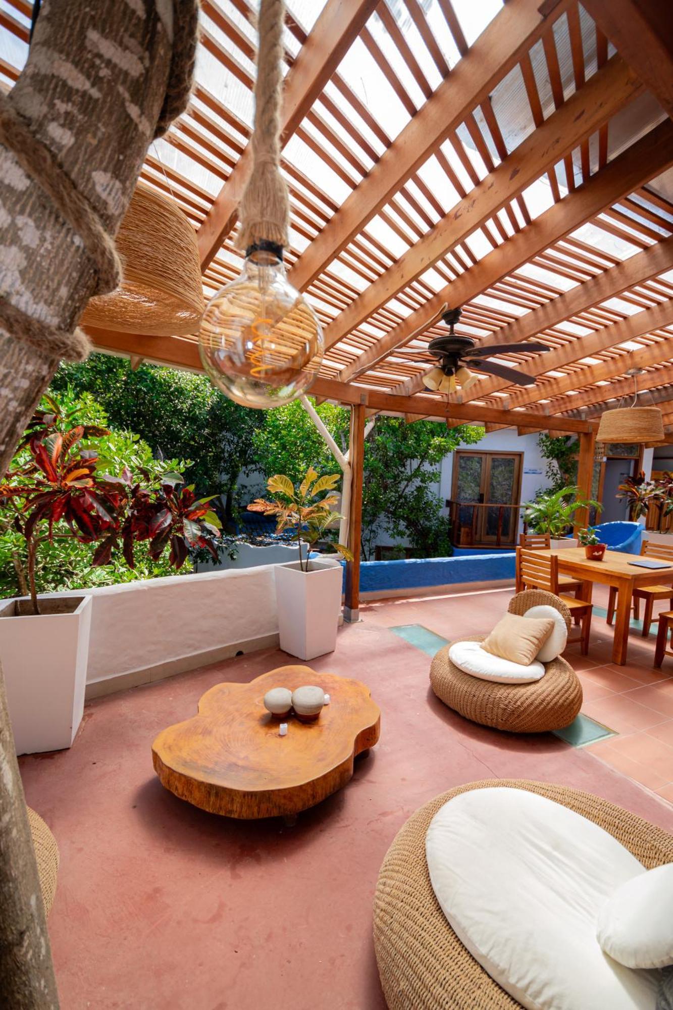Blu Galapagos Sustainable Waterfront 5*