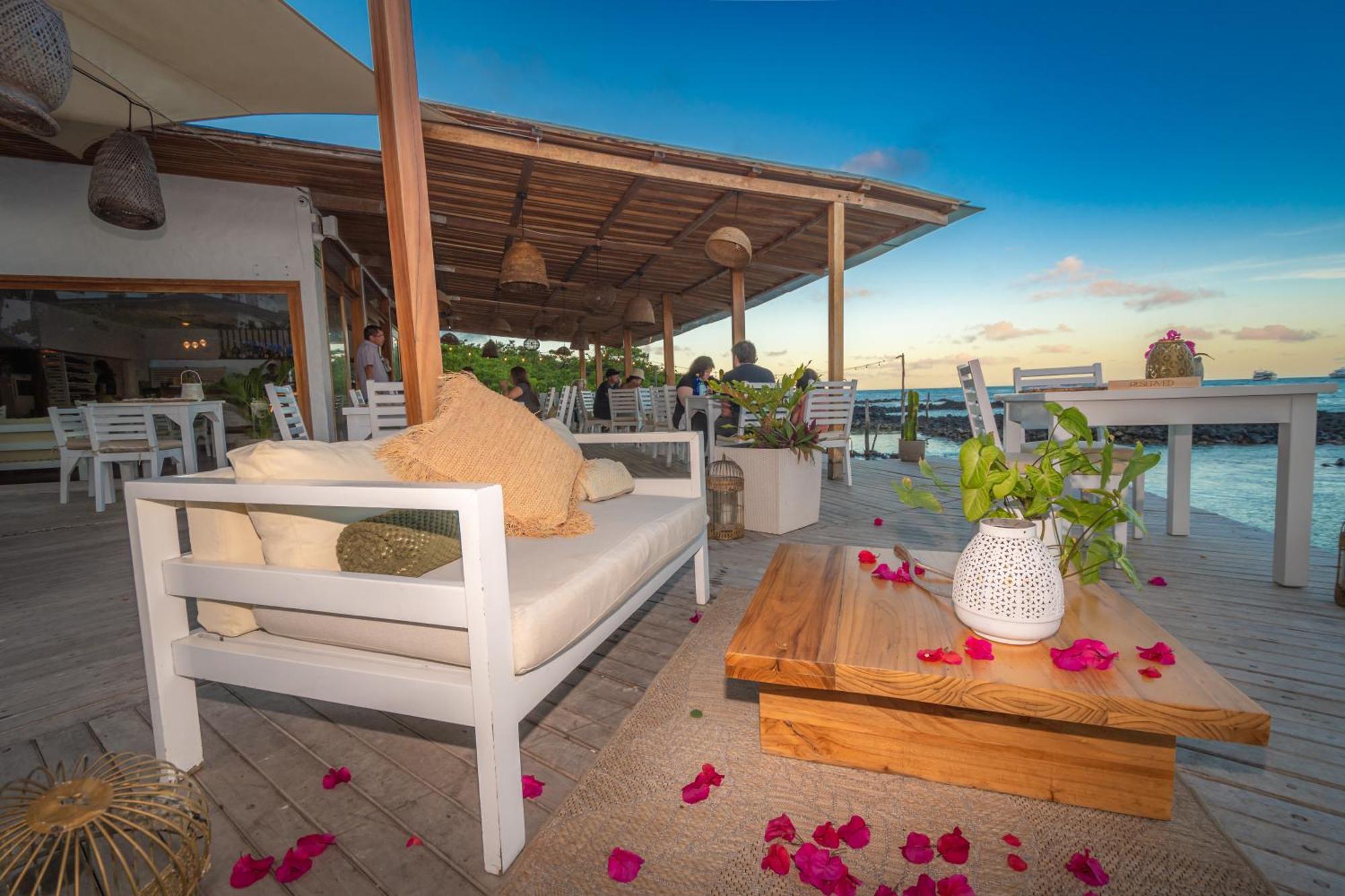 Blu Galapagos Sustainable Waterfront Hotel