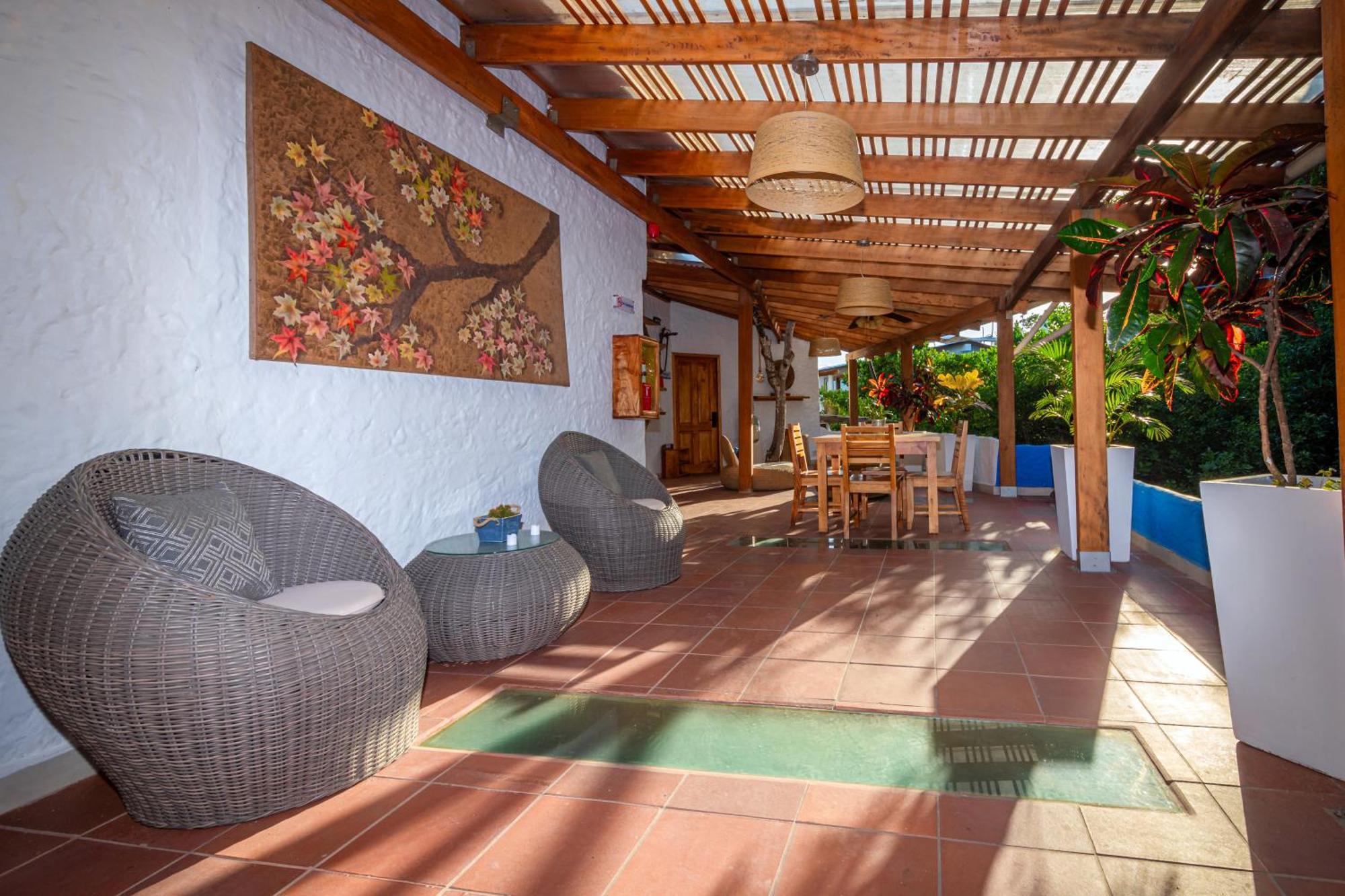 Hotel Blu Galapagos Sustainable Waterfront